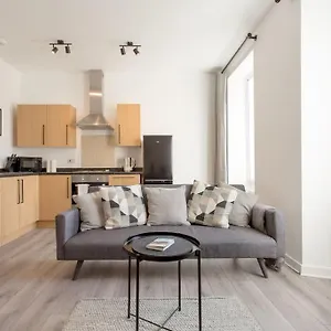 Modern & Bright 1 Bed For 4 Close To Centre! Apartment Edinburgh